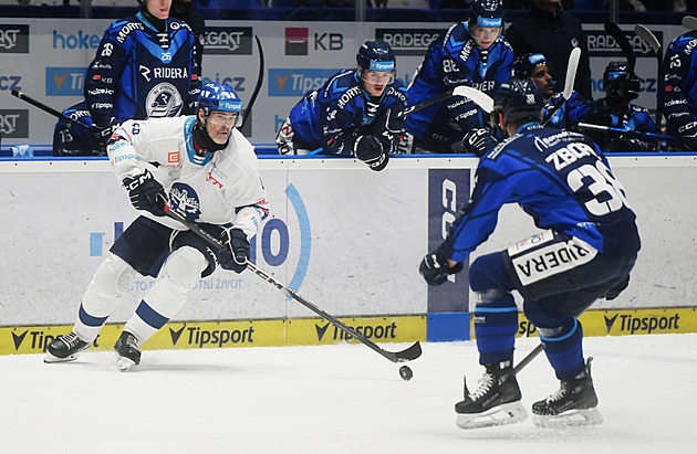 Jágrův vítězný návrat i Pešánovo utrpení. Kometa padla, Litvínov dál tápe