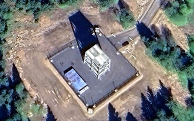 Putin ví, že válka může dorazit i tam, říkají Švédové o protivzdušné obraně jeho sídla