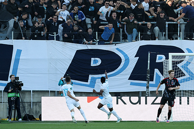 Rijeka - Sparta 1:0, hosté dohrávku nezvládli. Domácím vyšel jeden útok