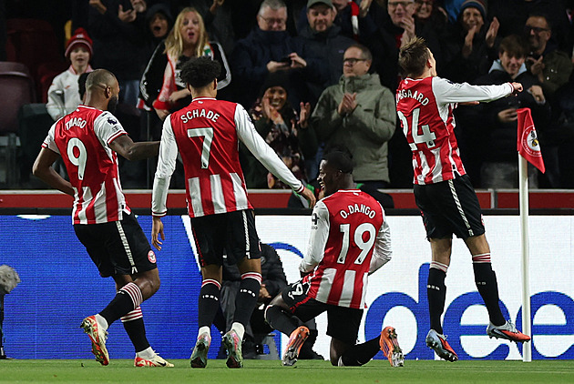 ONLINE: Liverpool znovu inkasuje, United ustáli drama. Sunderland zmrazil Chelsea