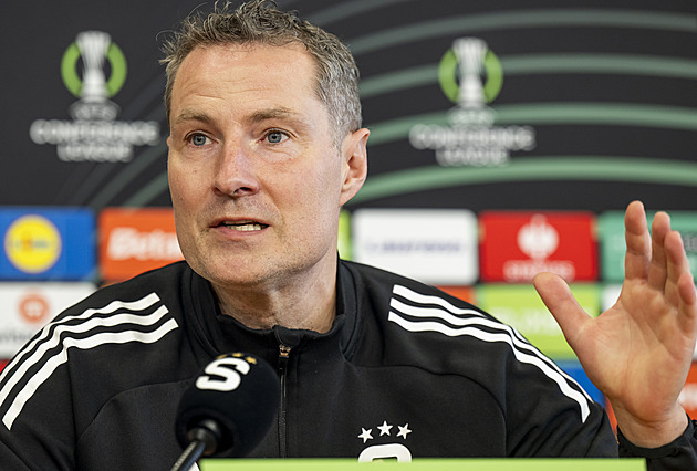 Proč nehrál Kadeřábek? Kolik bude změn v sestavě? Priske před duelem s Rakówem