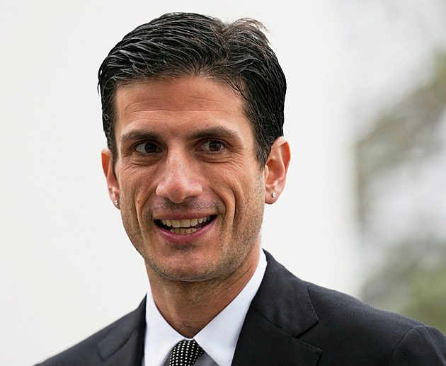 Vnuk JFK chce do Kongresu. Je hvězdou sítí, bratrance Roberta hlasitě kritizuje