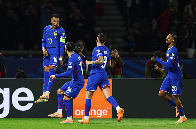 Francie si zajistila účast na MS, k postupu má díky Haalandovi blízko i Norsko