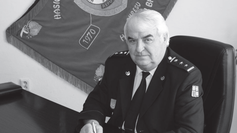 Hasiči z Ledečska smutní: Zemřel jejich bývalý velitel a zasloužilý hasič Jaroslav Nácovský