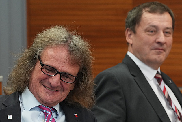 Souboj o rektora VŠE. Poslanec Ševčík z volby odstoupil kvůli pozvánce