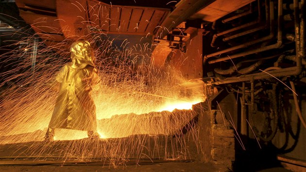 Klimatické cíle budou velmi drahé a pro část průmyslu likvidační, odhaduje analýza