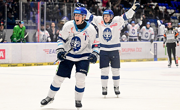 ONLINE: Sparta opět prohrává, Kladno i Litvínov dominují. Třinec konečně slaví