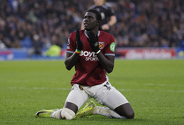 ONLINE: Souček na lavici, West Ham hraje v Brightonu bez gólu. Pak nastoupí Fulham
