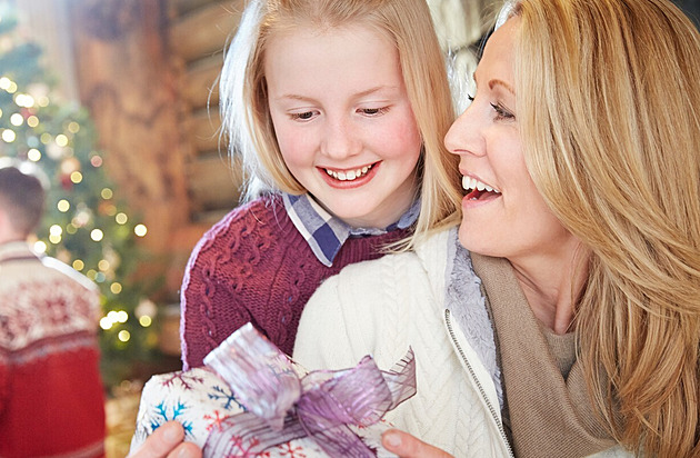 Něco jedlého, něco praktického a něco pro radost. Tipy na dárky pro všechny