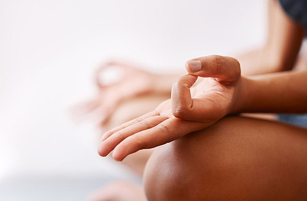 Zacvičte si pět Tibeťanů: protáhnete celé tělo a ulevíte mysli