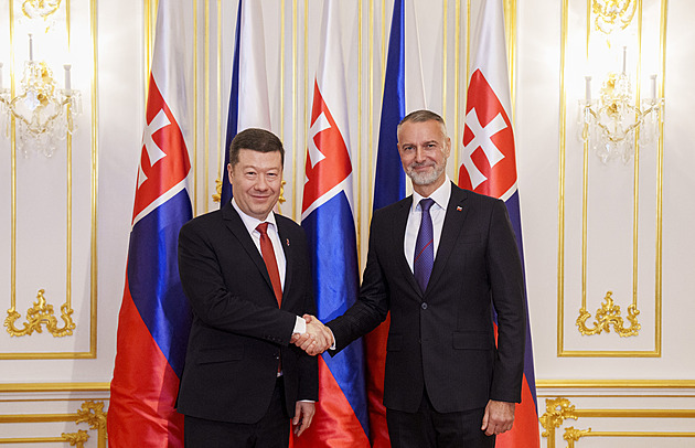 Okamura přivítá šéfa slovenské parlamentu, ten mu oplatí cestu do Bratislavy