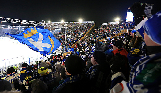 OBRAZEM: Jak vypadala největší hokejová návštěva v Česku? Brno stále drží rekord