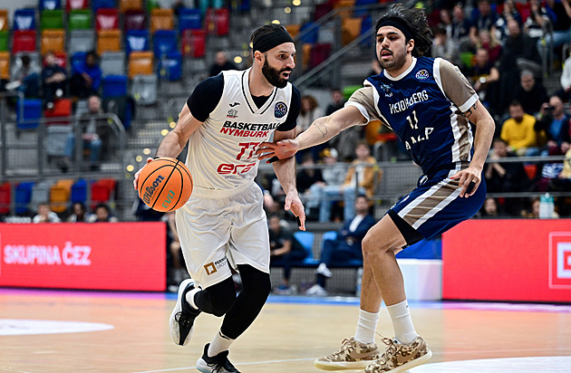 Basket ONLINE: Nymburk bojuje o postup v LM. Po změně stran opět prohrává