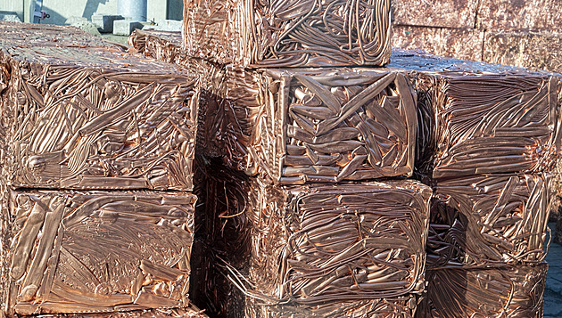 Světu hrozí nedostatek mědi. Poptávka výrazně převýší nabídku, varuje studie