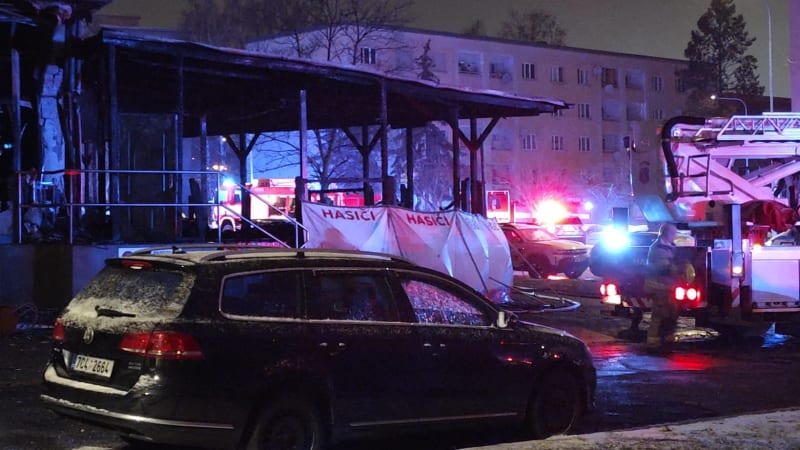 Smutná dohra ohnivého pekla v Mostě: Zemřel těžce zraněný otec. Přišel o syna a exmanželku