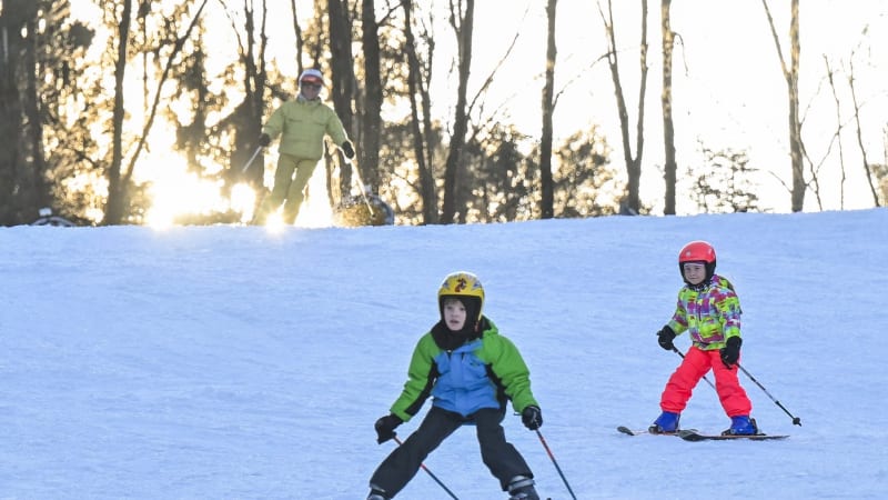 Termíny jarních prázdnin PŘEHLEDNĚ: Na kdy naplánovat rodinné lyžování?