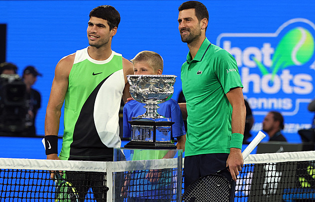 Australian Open ONLINE: Boj o titul i zápis do historie. Zvítězí Alcaraz, nebo Djokovič?