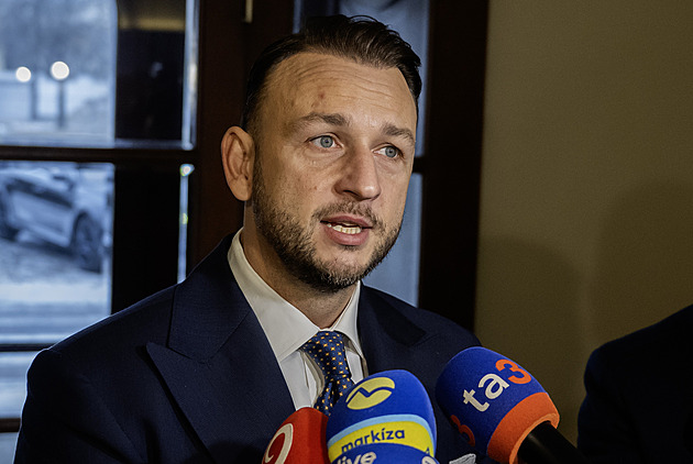 Exekuce slovenského ministra vnitra platí. Zamítli mu další návrh, jak se jí vyhnout