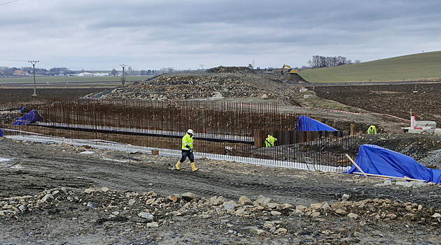 Stavbu obchvatu nezbrzdily ani mrazy, Opava má nakročeno k unikátu