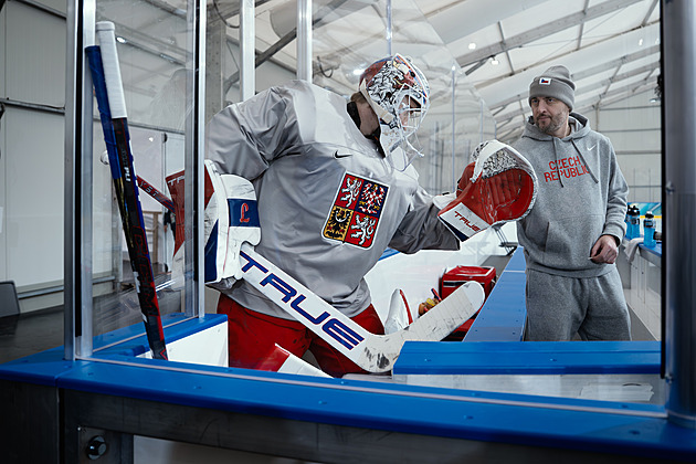 11. den ZOH 2026 ONLINE: České hokejisty čeká klíčový duel, biatlonisté jedou štafetu