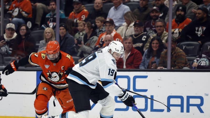 Tvrďák Gudas za „odepsání“ Matthewse dostal pět zápasů. Jsem v šoku, nechápe agent hvězdy