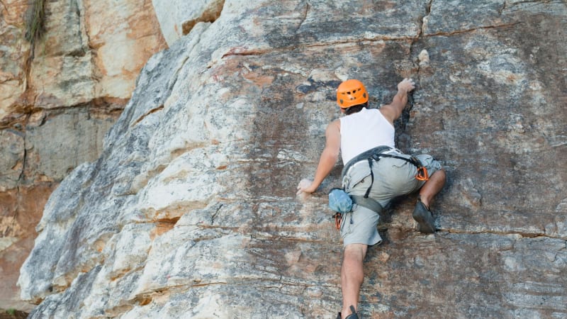 Český horolezec zahynul v Řecku. Po pádu komunikoval, záchranáři se k němu včas nedostali