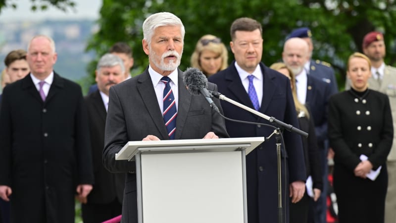 ON-LINE: Politici si připomínají nejkrvavější konflikt v dějinách. Je to varování, řekl Pavel