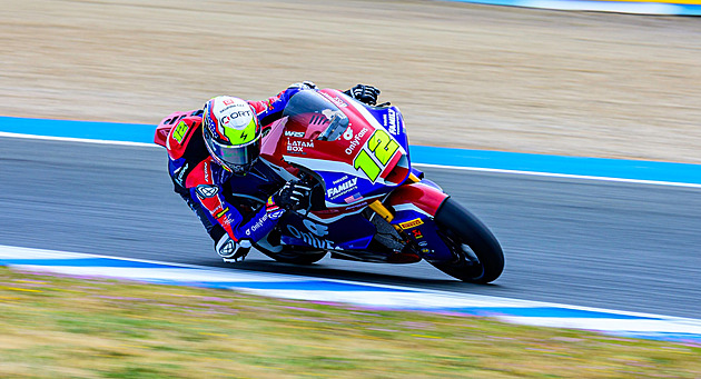 Salač vyrazí v Le Mans z první řady, v kvalifikaci byl třetí. Márquez si zlomil nohu
