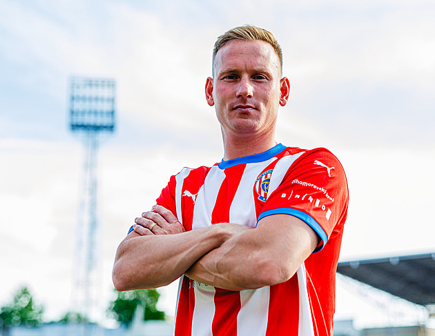 Sešívaná sázka Zbrojovky. Jak přijme Brno posily z pražské Slavie?