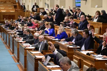 ANO chce v Senátu posílit, pro sněmovní opozici je klíčové tam udržet většinu