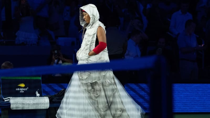 Tenistka Osaka ohromila US Open: Divokým outfitem vzdala hold hvězdě NBA. Teď ji čeká Siniaková