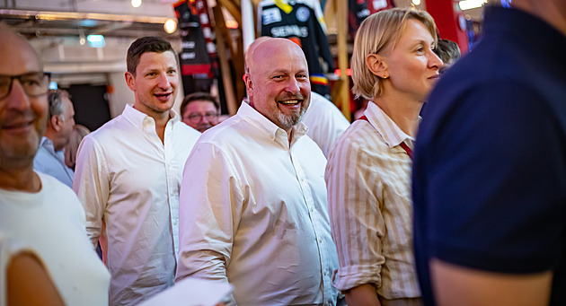 Jsem jak hodinový manžel. Augusta si práci ve Spartě chválí, přeruší čekání na titul?