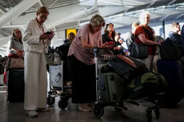 Britská letiště kvůli problémům řízení provozu zrušila přes dva tisíce letů