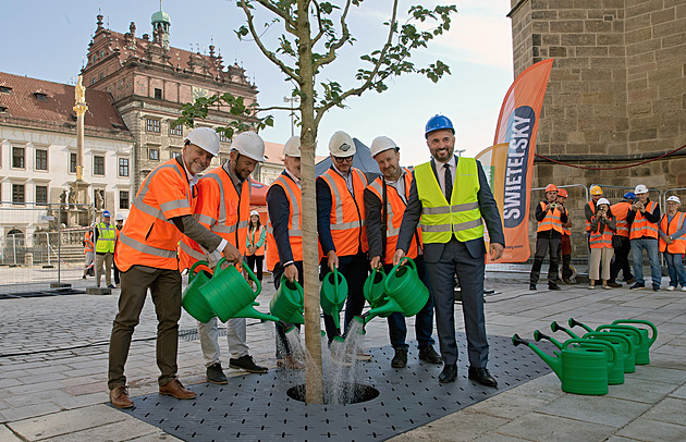 Splnili jsme většinu slibů, chválí si koalice. Chybí tah na branku, zní od opozice