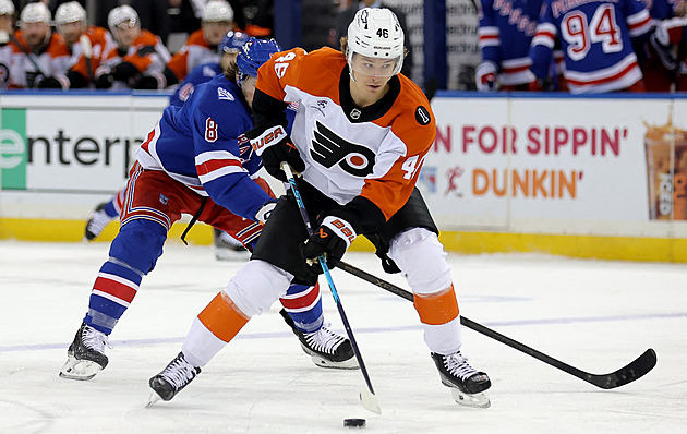 Vyndej si dres, nebo jdeš ven. NHL opět zpřísňuje pravidlo, které vytáčelo i hvězdy