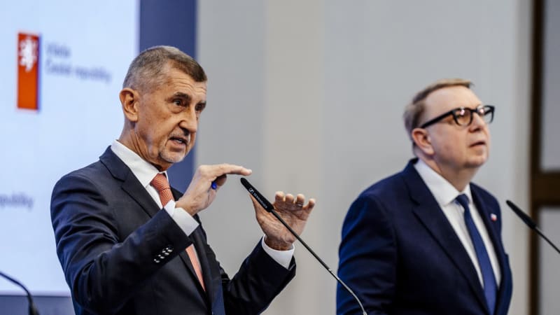 Revoluce pro rodiče tří a více dětí? Vláda bude řešit nulové daně, překvapil Juchelka