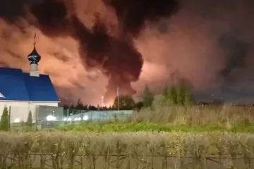 Ruské útoky zabíjely ve třech ukrajinských oblastech, Ukrajinci zasáhli Petrohrad