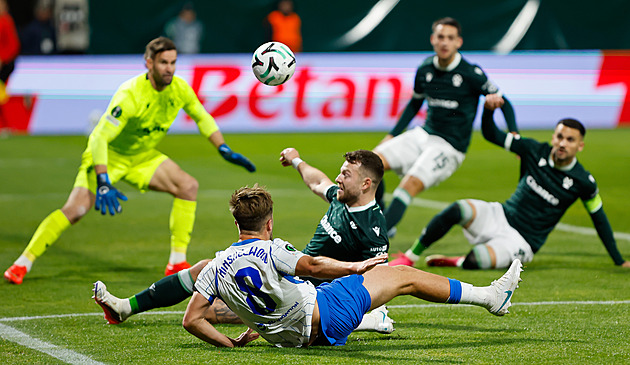 Jak si Jablonec splnil svůj sen. Majitel slzel, kapitán se smál: Brighton narazil do zdi