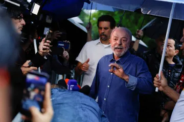Lula byl počtvrté zvolen brazilským prezidentem. Bolsonaro odmítá uznat porážku