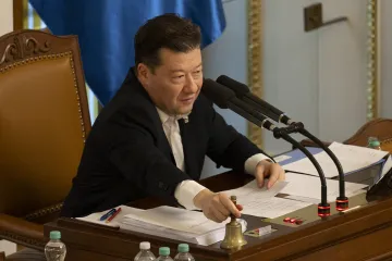 Okamura by souhlasil, pokud někdo navrhne zrušení ČT a ČRo